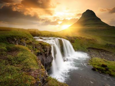 Top 10 - Most popular Holidays to Iceland