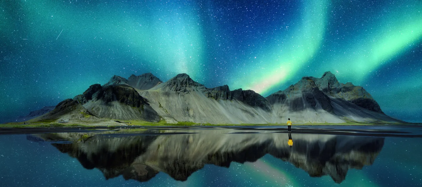 Northern Lights trips to Iceland.